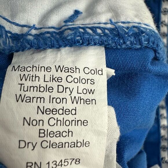 Vineyard Vines 6 Blue Chino Shorts - Picture 5 of 6